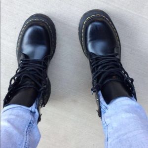 Black Doc Martens “Jadon”